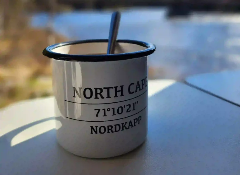 camper-mieten-fruehstueck-geniessen